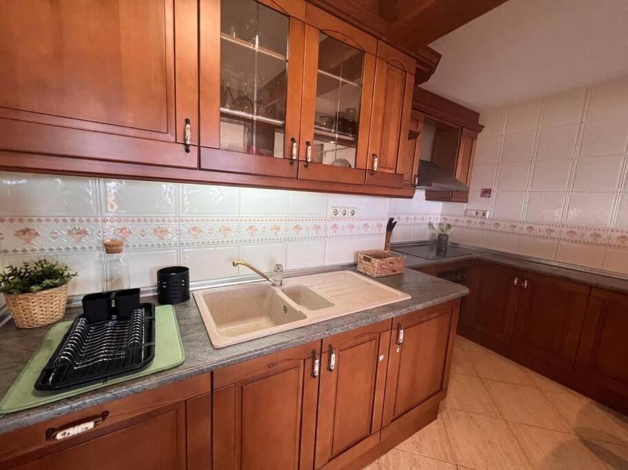 3Apartamento De Tres Habitaciones Empuriabrava Exterior photo
